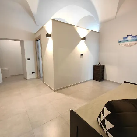 Hostdomus - Garibaldi Suite Loano Exterior photo